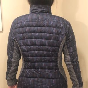 LULU LEMON JACKET